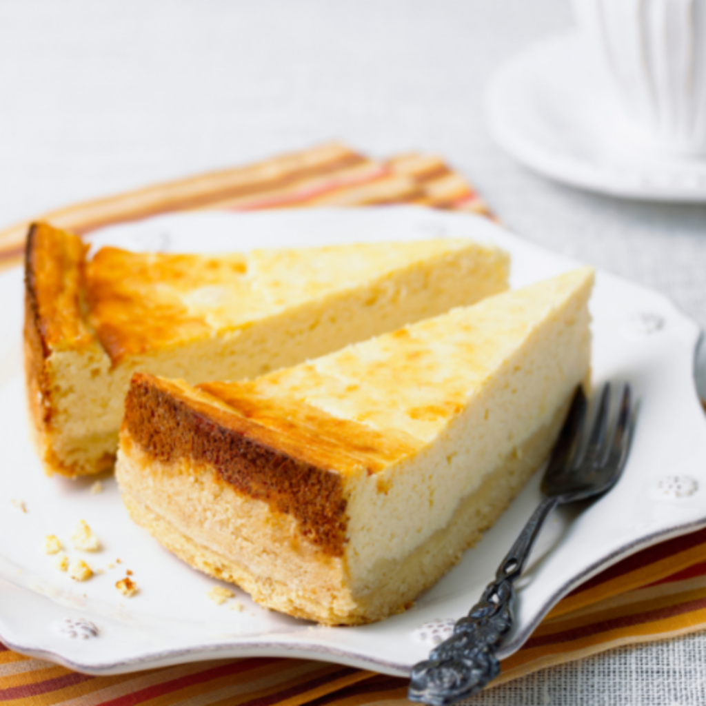 Classic Keto Cheesecake With Almond-Flour Crust